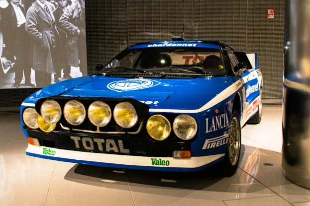 Kasino Cosmic Spins Android/iOS aplikace